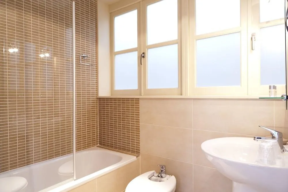فندق Pinar Apartments مالقة